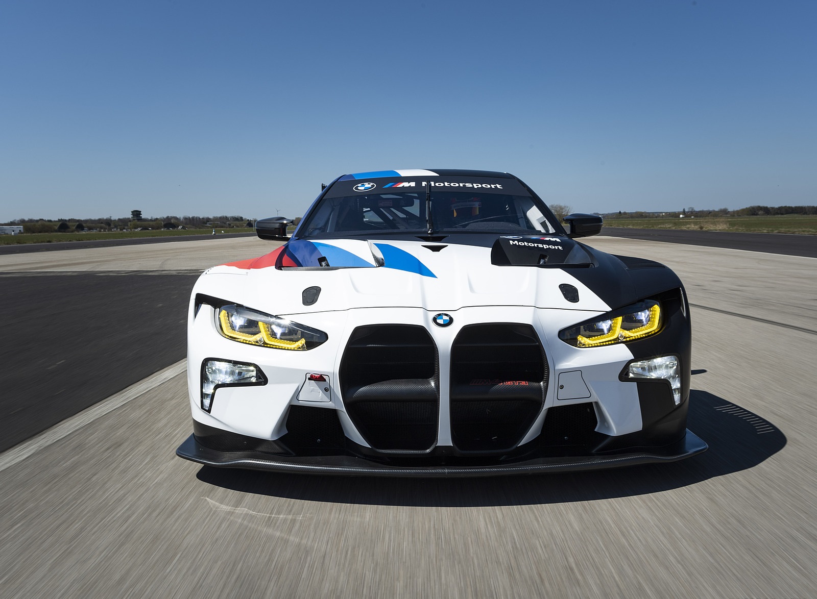 2022 BMW M4 GT3 Front Wallpapers #15 of 48