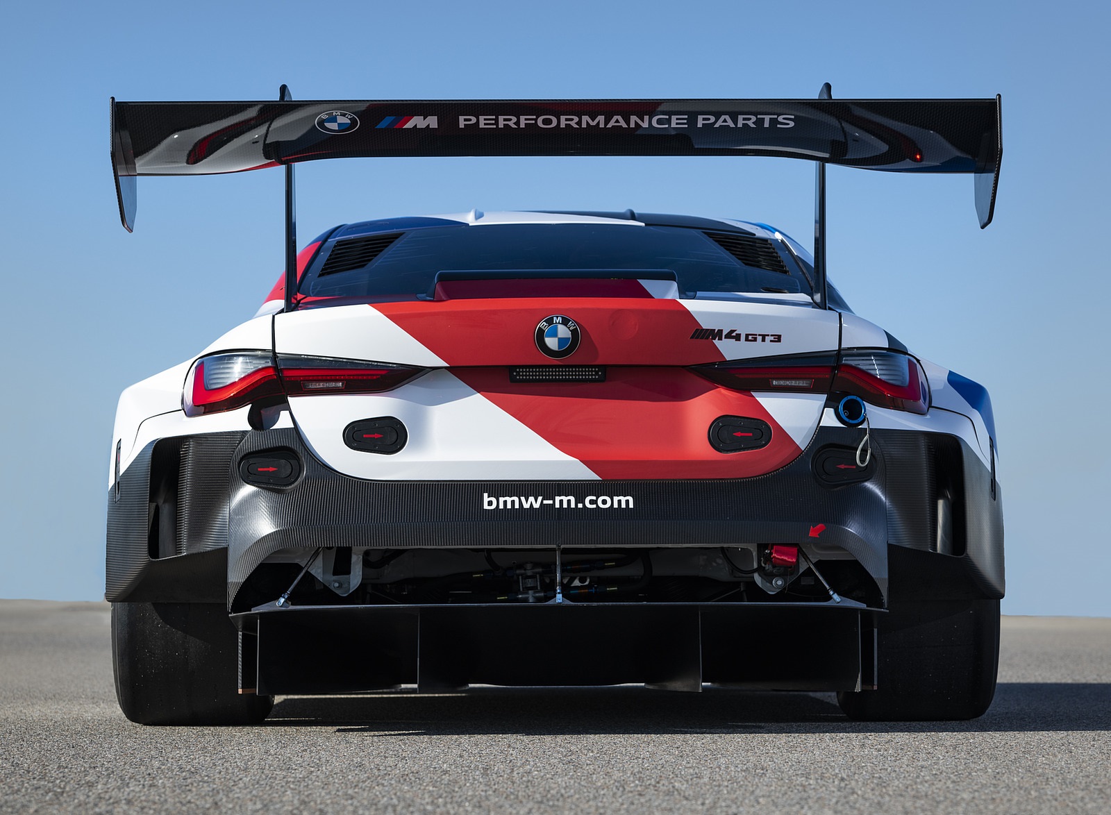 2022 BMW M4 GT3 Rear Wallpapers #21 of 48