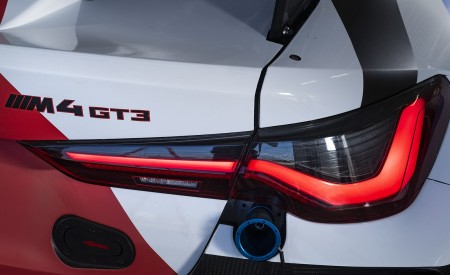 2022 BMW M4 GT3 Tail Light Wallpapers 450x275 (47)