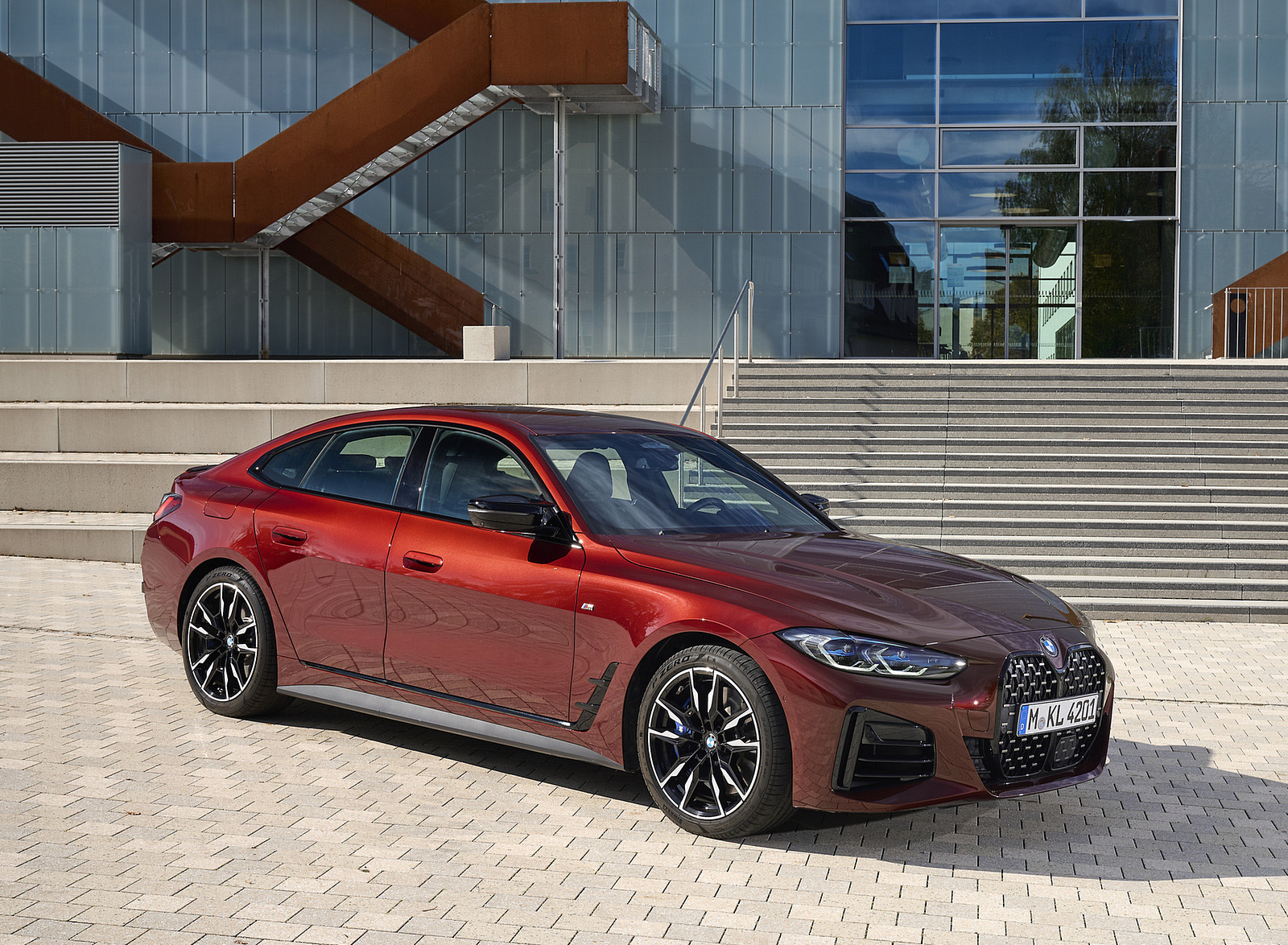 2022 BMW M440i xDrive Gran Coupe (Color: Aventurine Red) Front Three-Quarter Wallpapers #85 of 143
