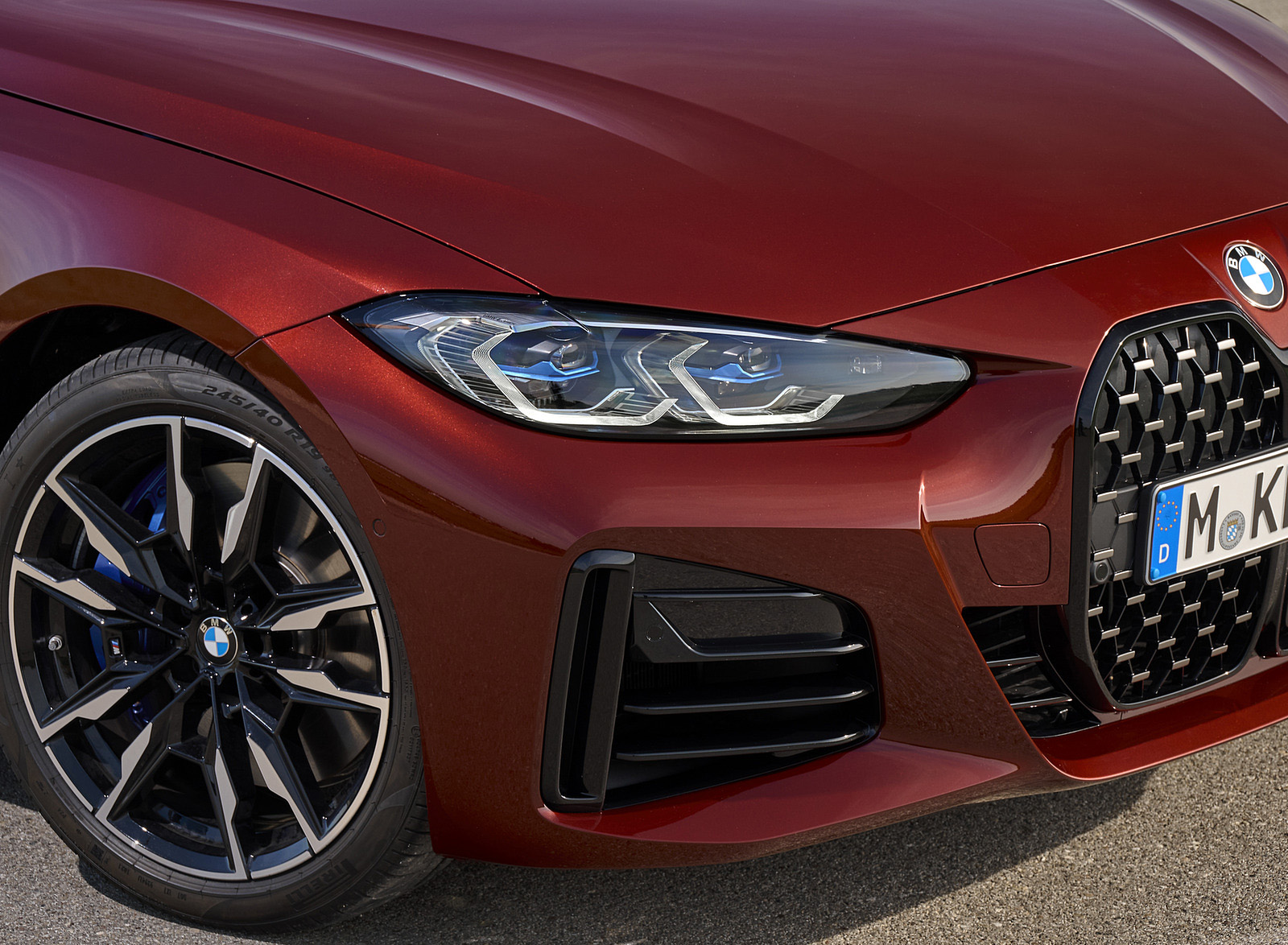 2022 BMW M440i xDrive Gran Coupe (Color: Aventurine Red) Headlight Wallpapers  #113 of 143