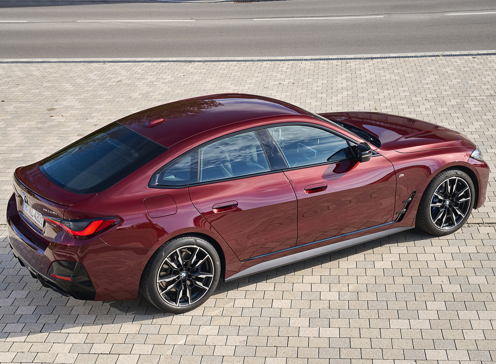 2022 BMW M440i xDrive Gran Coupe (Color: Aventurine Red) Rear Three-Quarter Wallpapers #79 of 143