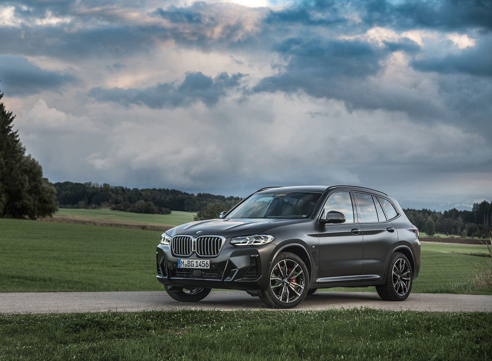 2022 BMW X3 Front Three-Quarter Wallpapers #51 of 97