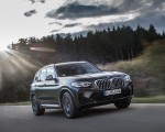 2022 BMW X3 Front Three-Quarter Wallpapers 150x120