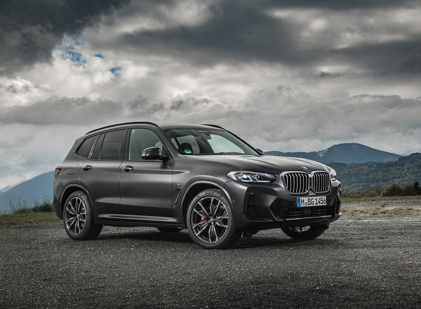 2022 BMW X3 Front Three-Quarter Wallpapers #68 of 97
