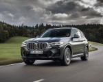 2022 BMW X3 Front Three-Quarter Wallpapers  150x120