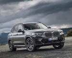 2022 BMW X3 Front Three-Quarter Wallpapers 150x120