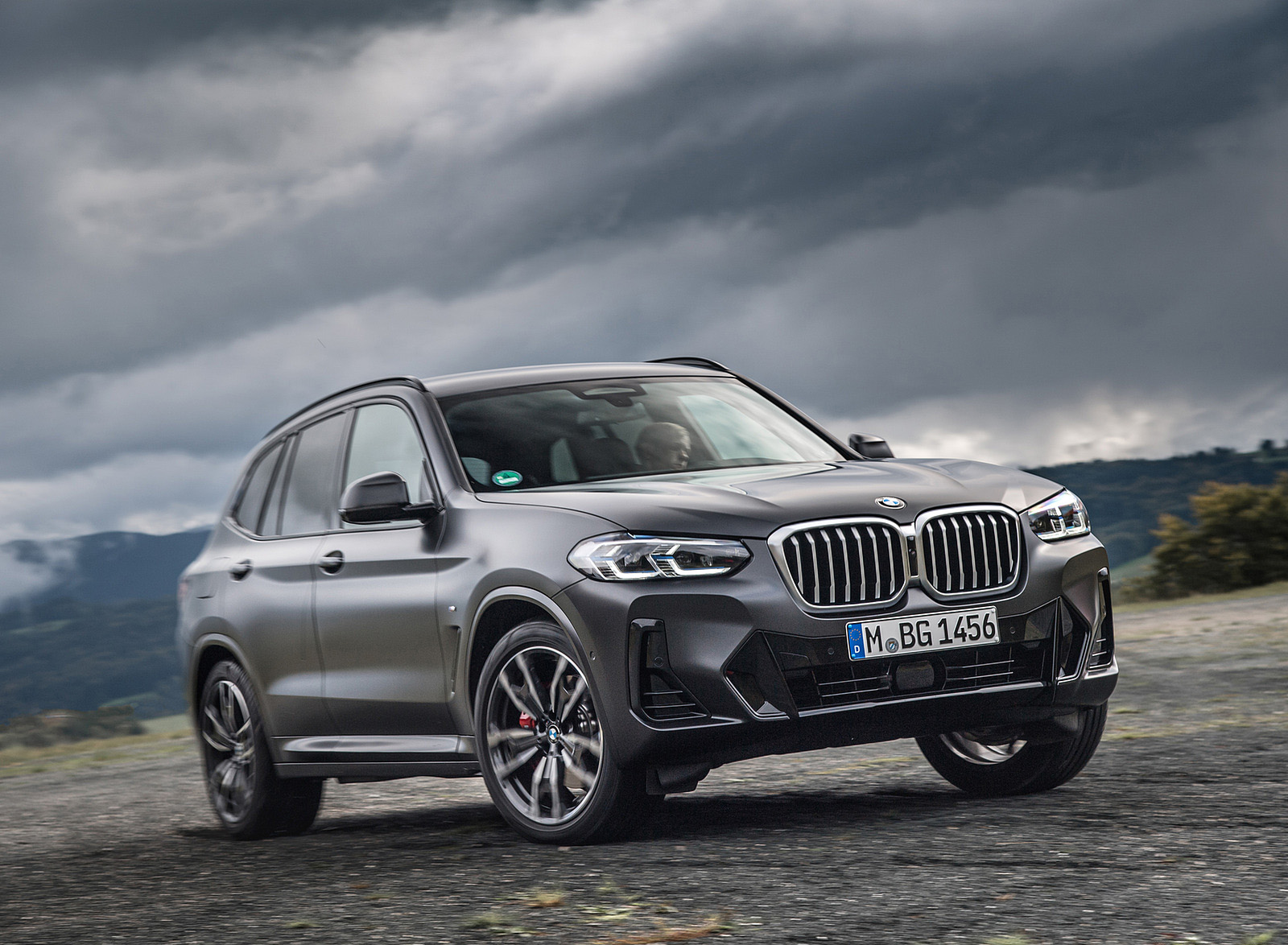2022 BMW X3 Front Three-Quarter Wallpapers #62 of 97
