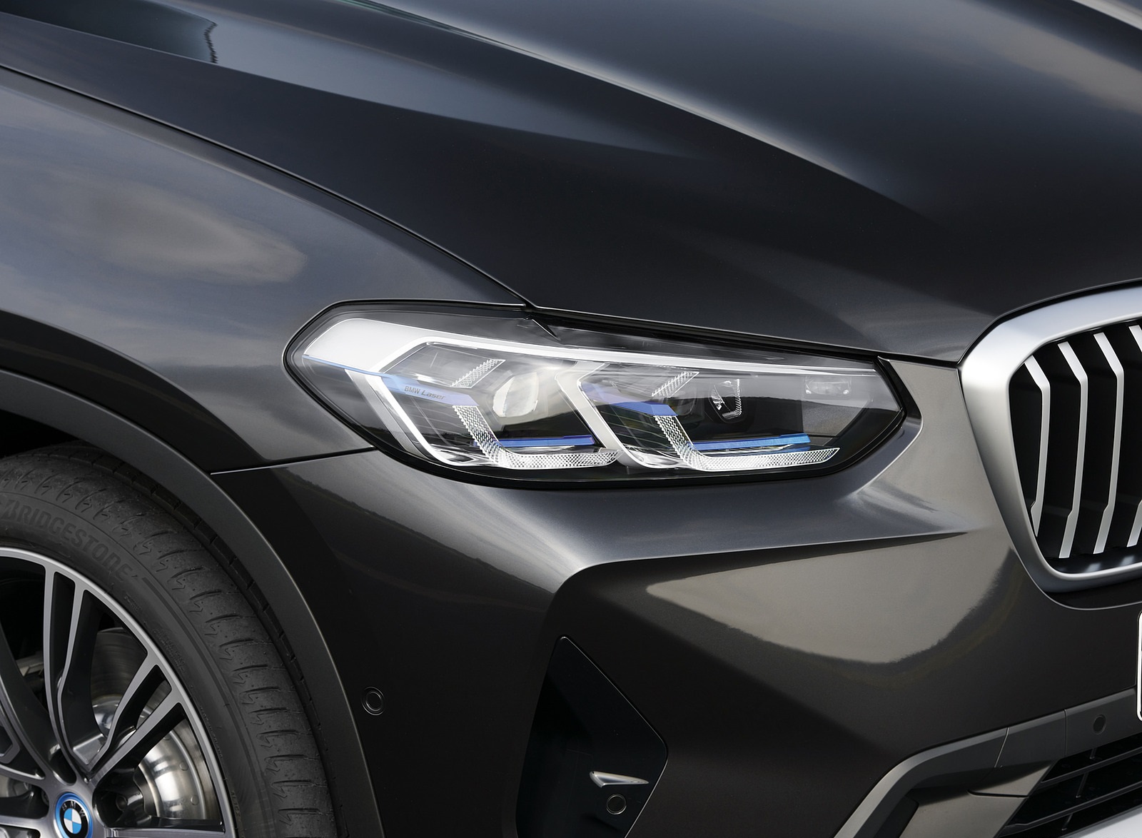 2022 BMW X3 xDrive 30e Headlight Wallpapers #24 of 97