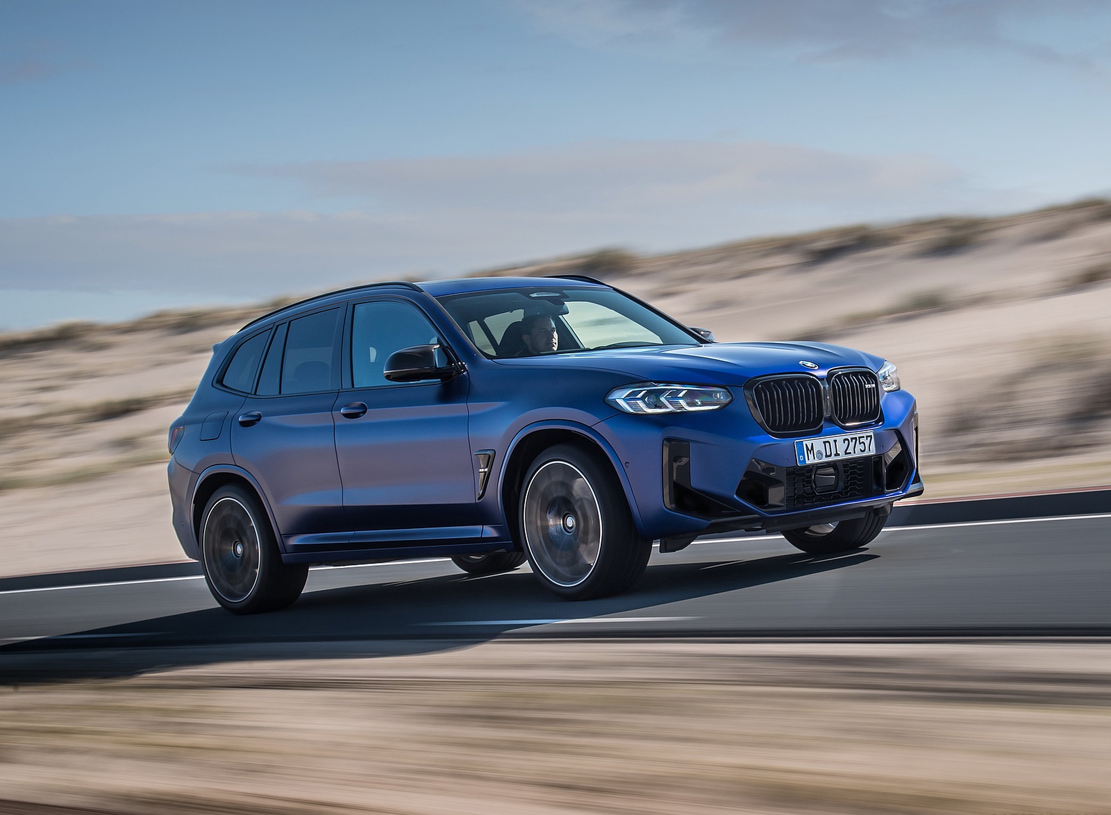 2022 BMW X3 M Competition Front Three-Quarter Wallpapers  (3)