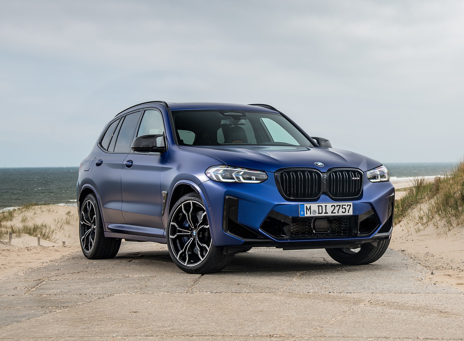2022 BMW X3 M Competition Front Three-Quarter Wallpapers #18 of 58