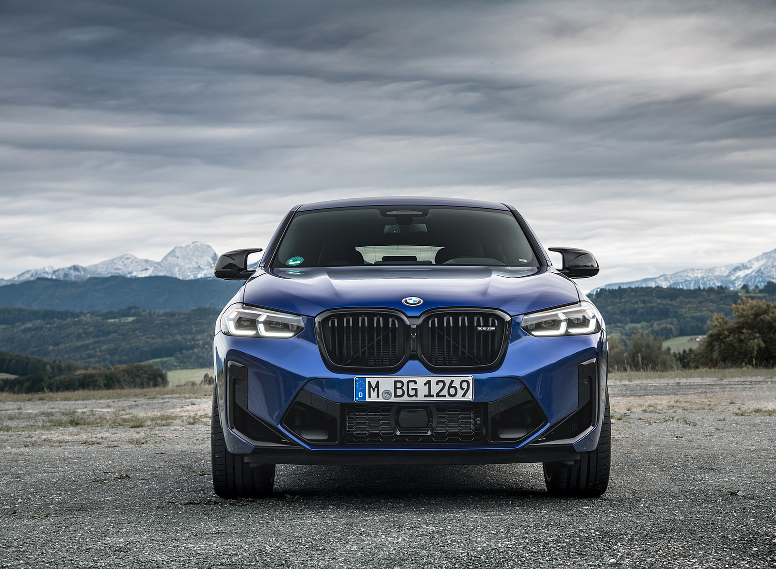 2022 BMW X4 M Competition (Color: Marina Bay Blue Metallic) Front Wallpapers #164 of 194