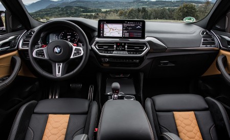 2022 BMW X4 M Competition (Color: Marina Bay Blue Metallic) Interior Cockpit Wallpapers 450x275 (181)