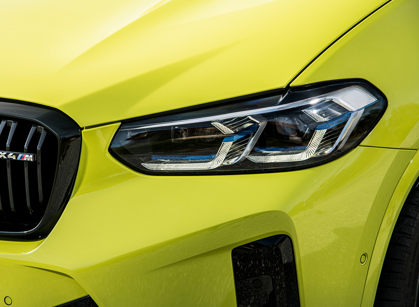 2022 BMW X4 M Competition (Color: Sao Paulo Yellow) Headlight Wallpapers #111 of 194