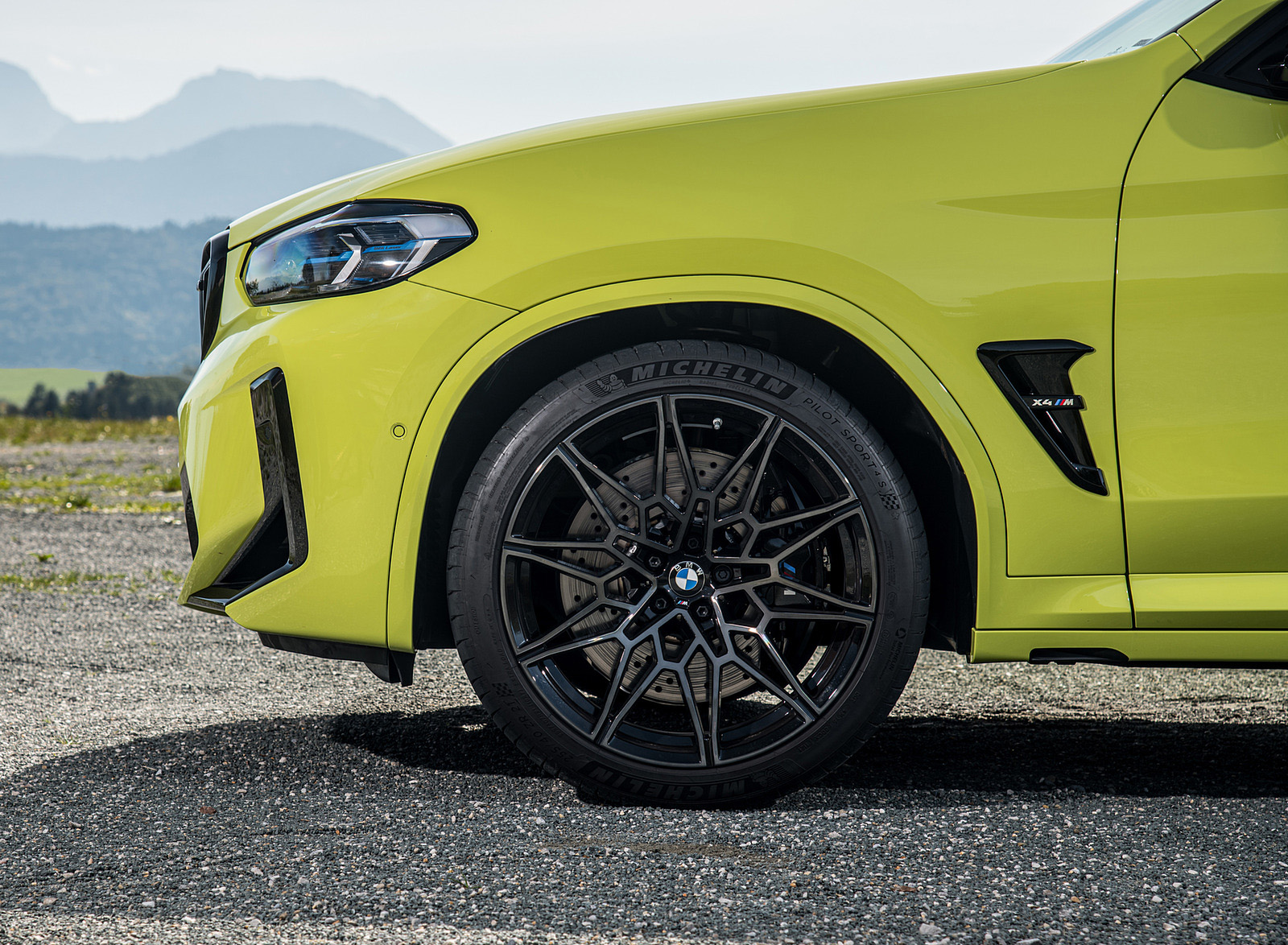 2022 BMW X4 M Competition (Color: Sao Paulo Yellow) Wheel Wallpapers #112 of 194