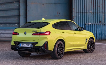 2022 BMW X4 M Competition Rear Three-Quarter Wallpapers 450x275 (24)