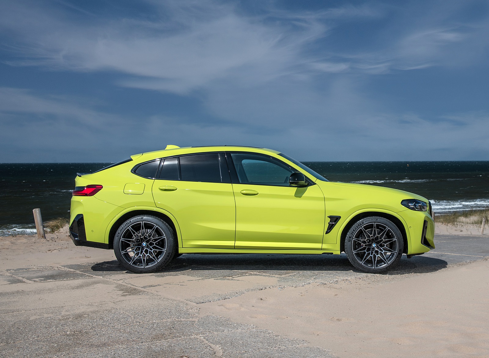 2022 BMW X4 M Competition Side Wallpapers #16 of 194