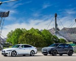 2022 BMW i4 and BMW i Family Front Three-Quarter Wallpapers 150x120 (32)