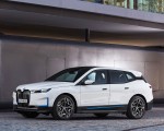 2022 BMW iX xDrive40 Front Three-Quarter Wallpapers 150x120