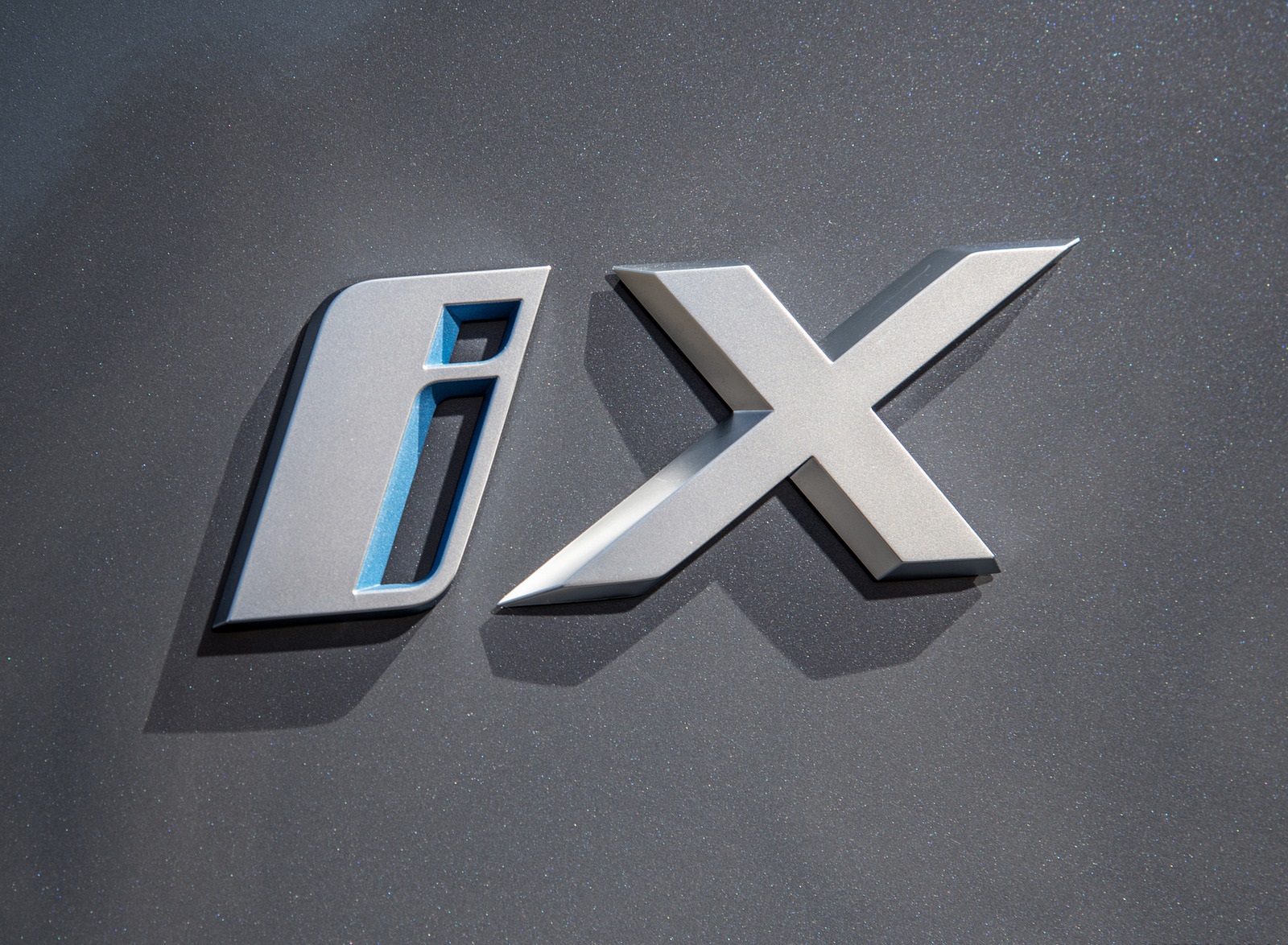 2022 BMW iX xDrive50 Badge Wallpapers #60 of 79