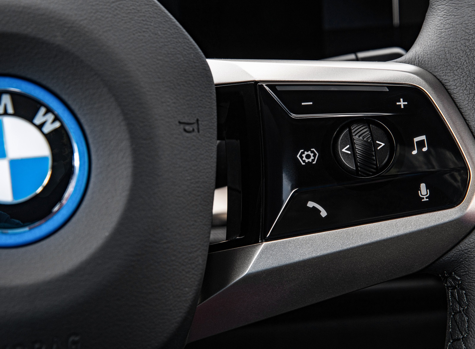 2022 BMW iX xDrive50 Interior Steering Wheel Wallpapers #64 of 79