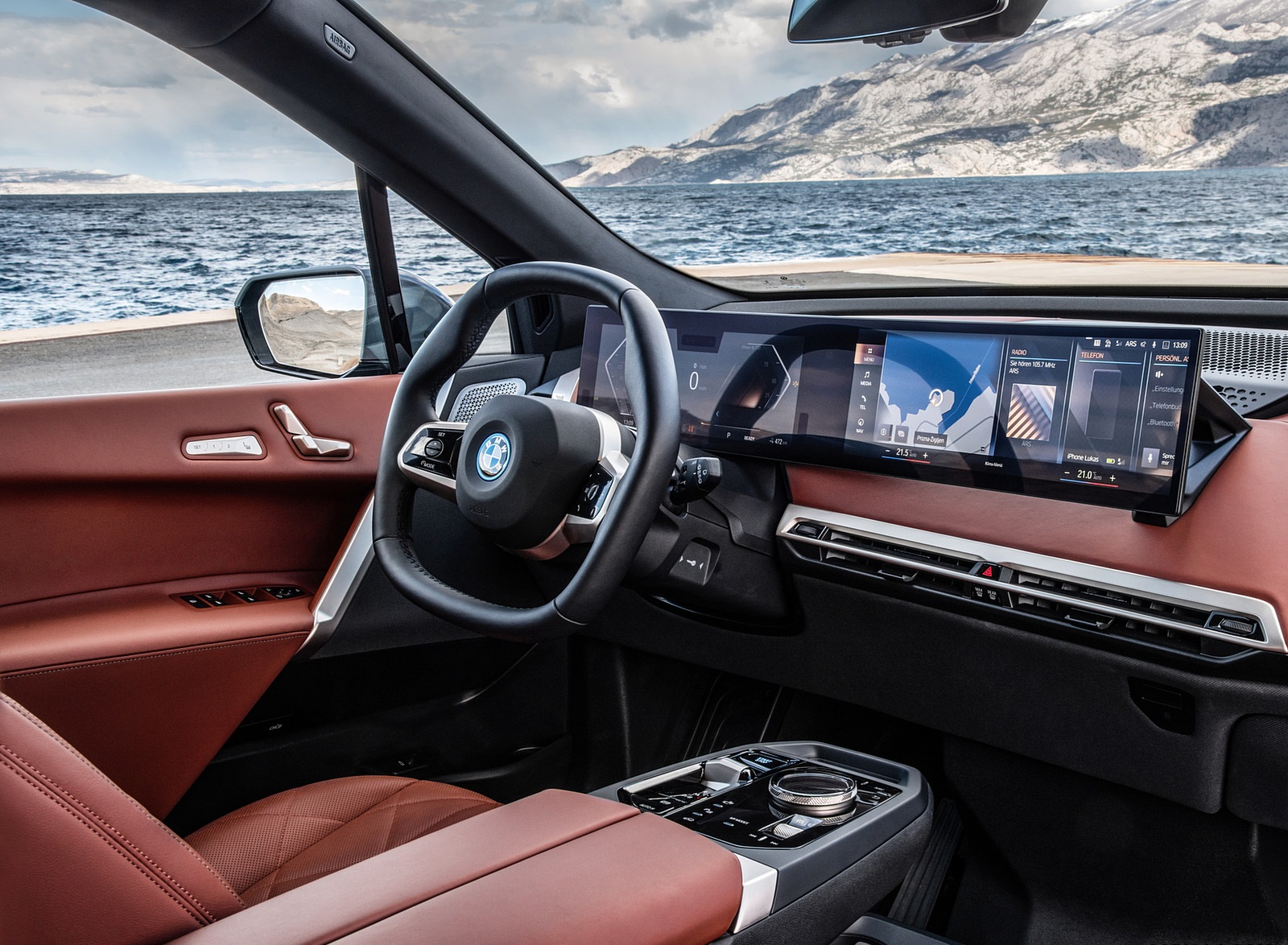 2022 BMW iX xDrive50 Interior Wallpapers #71 of 79