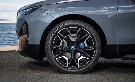 2022 BMW iX xDrive50 Wheel Wallpapers 450x275 (52)