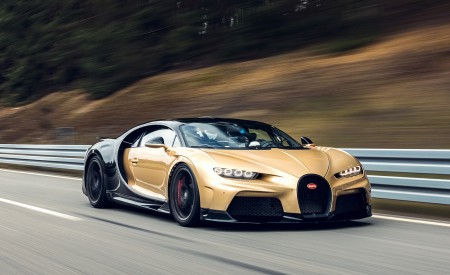 2022 Bugatti Chiron Super Sport Hight-Speed Testing Wallpapers 450x275 (1)