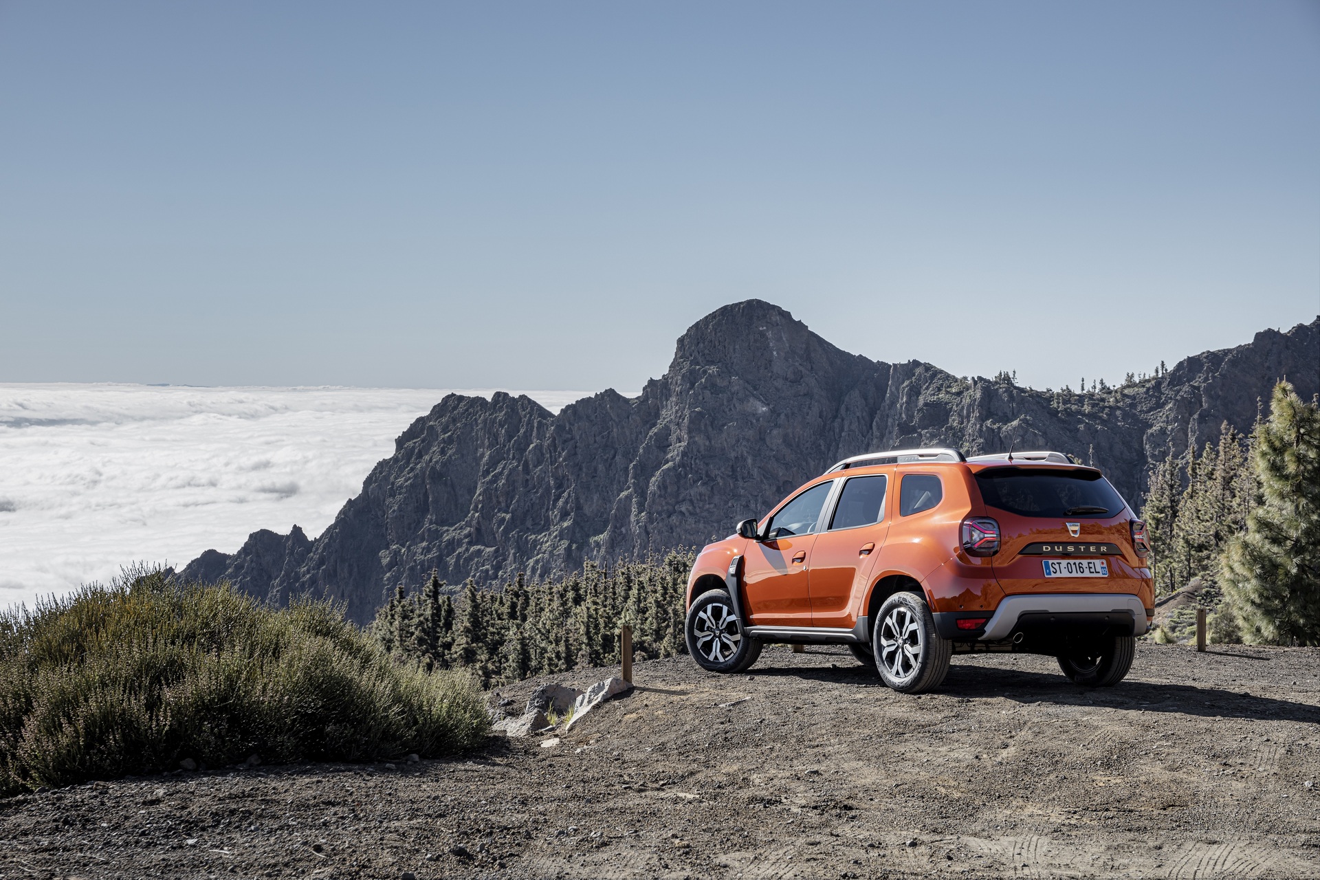 2022 Dacia Duster Rear Three-Quarter Wallpapers (9)