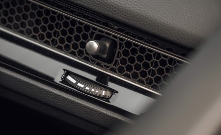 2022 Honda Civic Hatchback Interior Detail Wallpapers 450x275 (88)