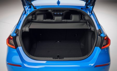 2022 Honda Civic Hatchback Trunk Wallpapers 450x275 (105)