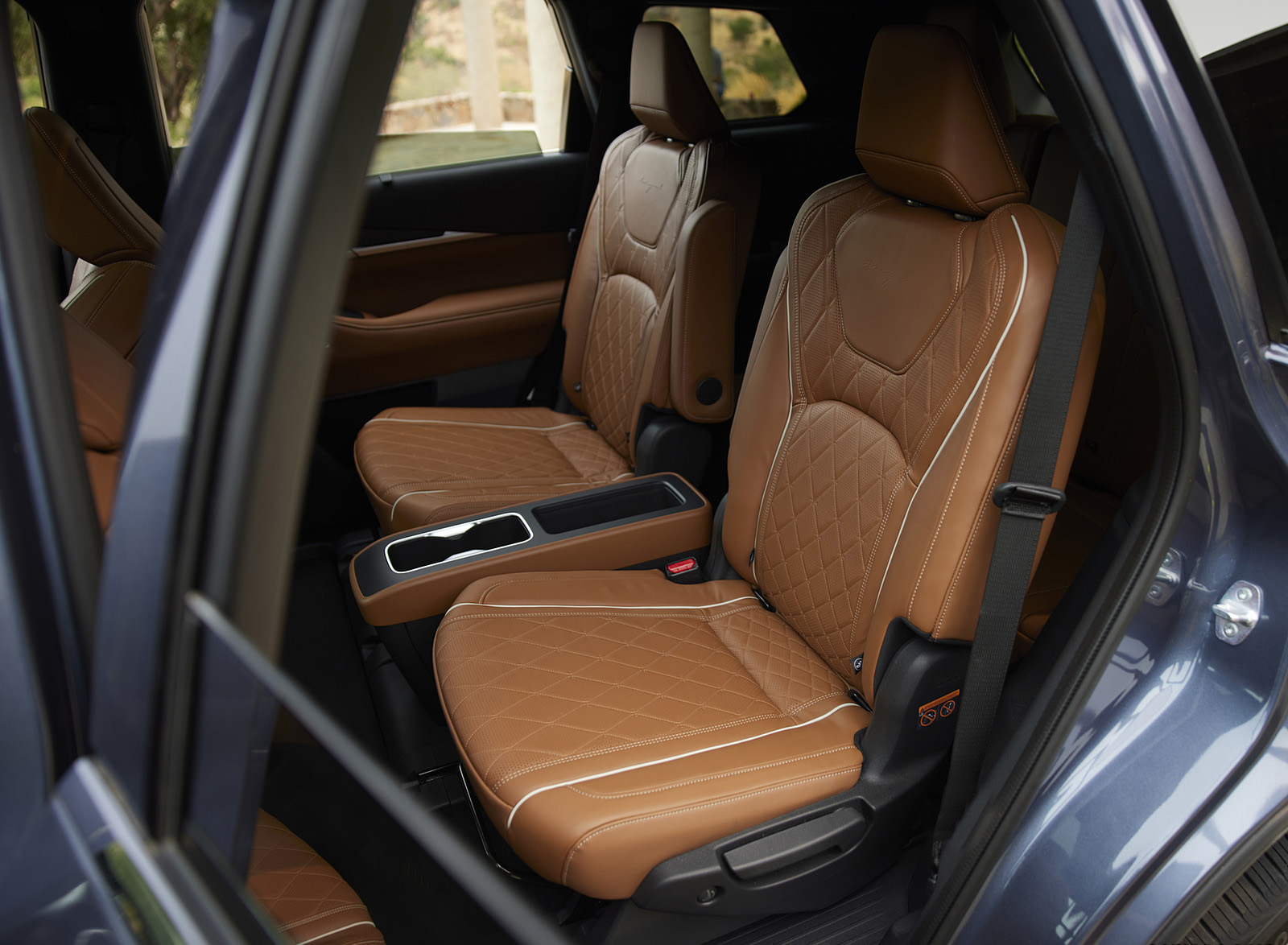 2022 Infiniti QX60 Interior Rear Seats Wallpapers  #155 of 160