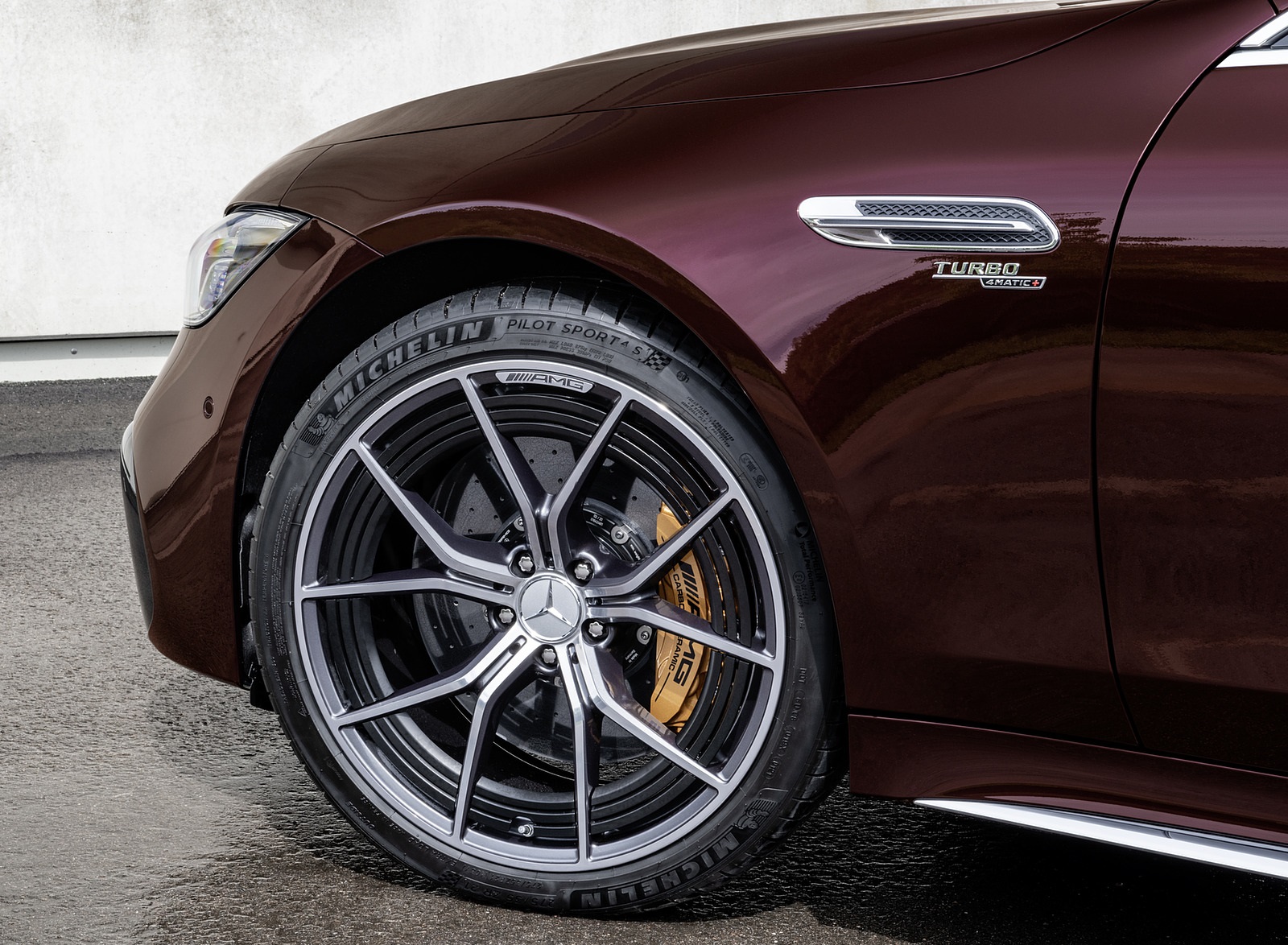 2022 Mercedes-AMG GT 53 4MATIC+ 4-Door Coupe (Color: Rubellite Red) Wheel Wallpapers #13 of 35