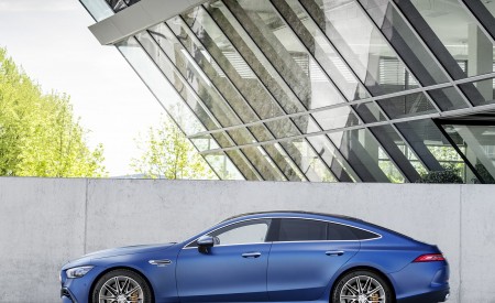 2022 Mercedes-AMG GT 53 4MATIC+ 4-Door Coupe (Color: Spectrale Blue Magno) Side Wallpapers 450x275 (23)