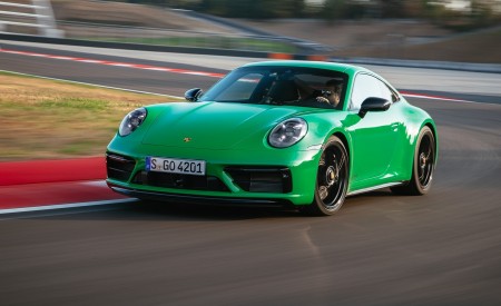 2022 Porsche 911 Carrera GTS (Color: Python Green) Front Three-Quarter Wallpapers 450x275 (51)
