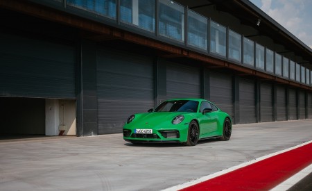 2022 Porsche 911 Carrera GTS (Color: Python Green) Front Three-Quarter Wallpapers 450x275 (73)