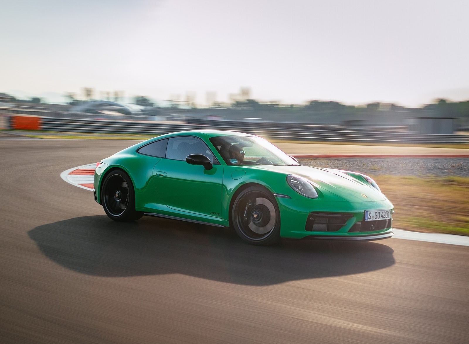 2022 Porsche 911 Carrera GTS (Color: Python Green) Front Three-Quarter Wallpapers #52 of 155