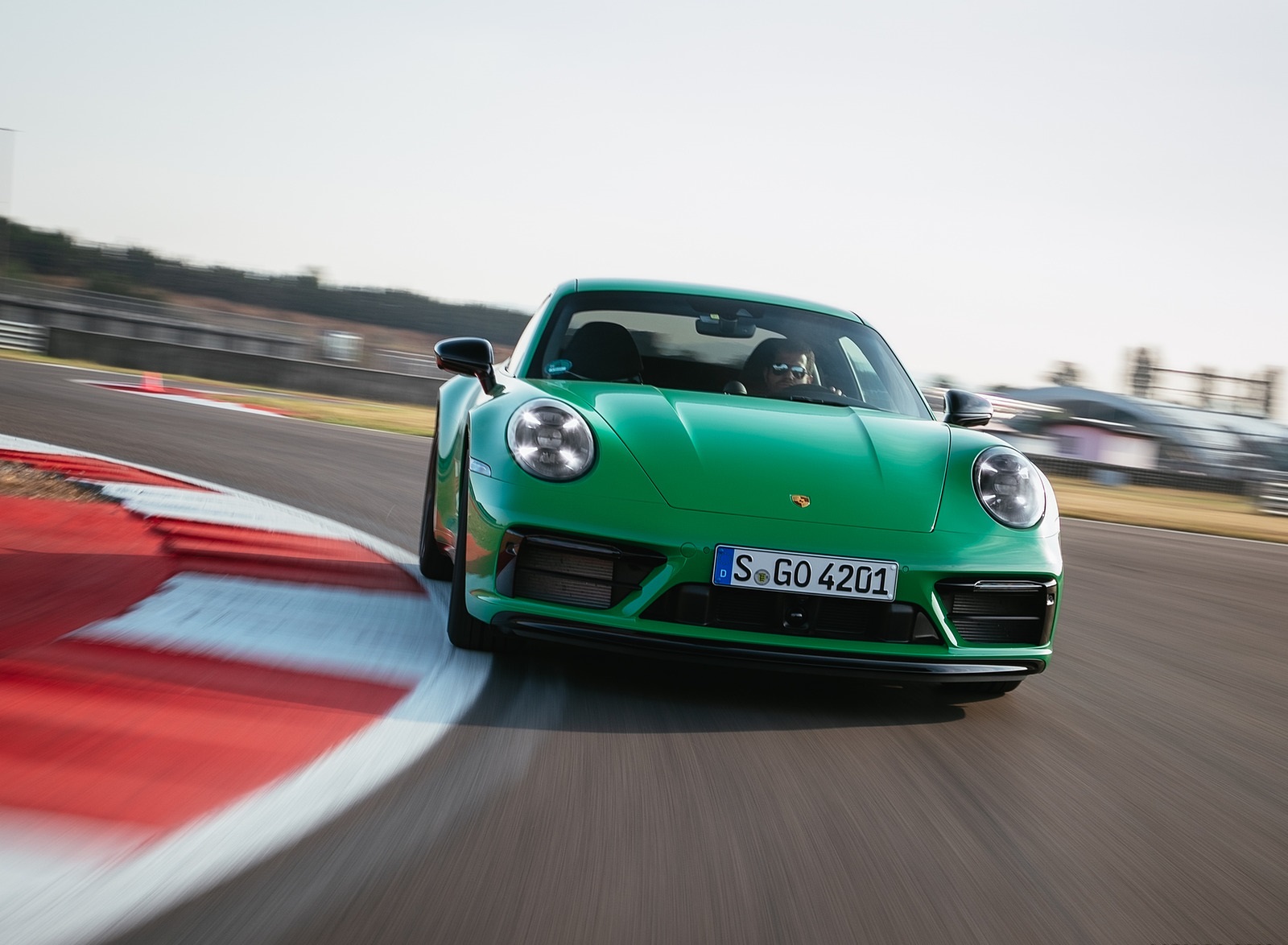 2022 Porsche 911 Carrera GTS (Color: Python Green) Front Wallpapers #39 of 155