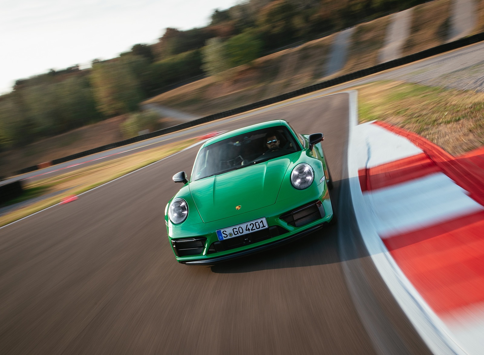 2022 Porsche 911 Carrera GTS (Color: Python Green) Front Wallpapers #35 of 155