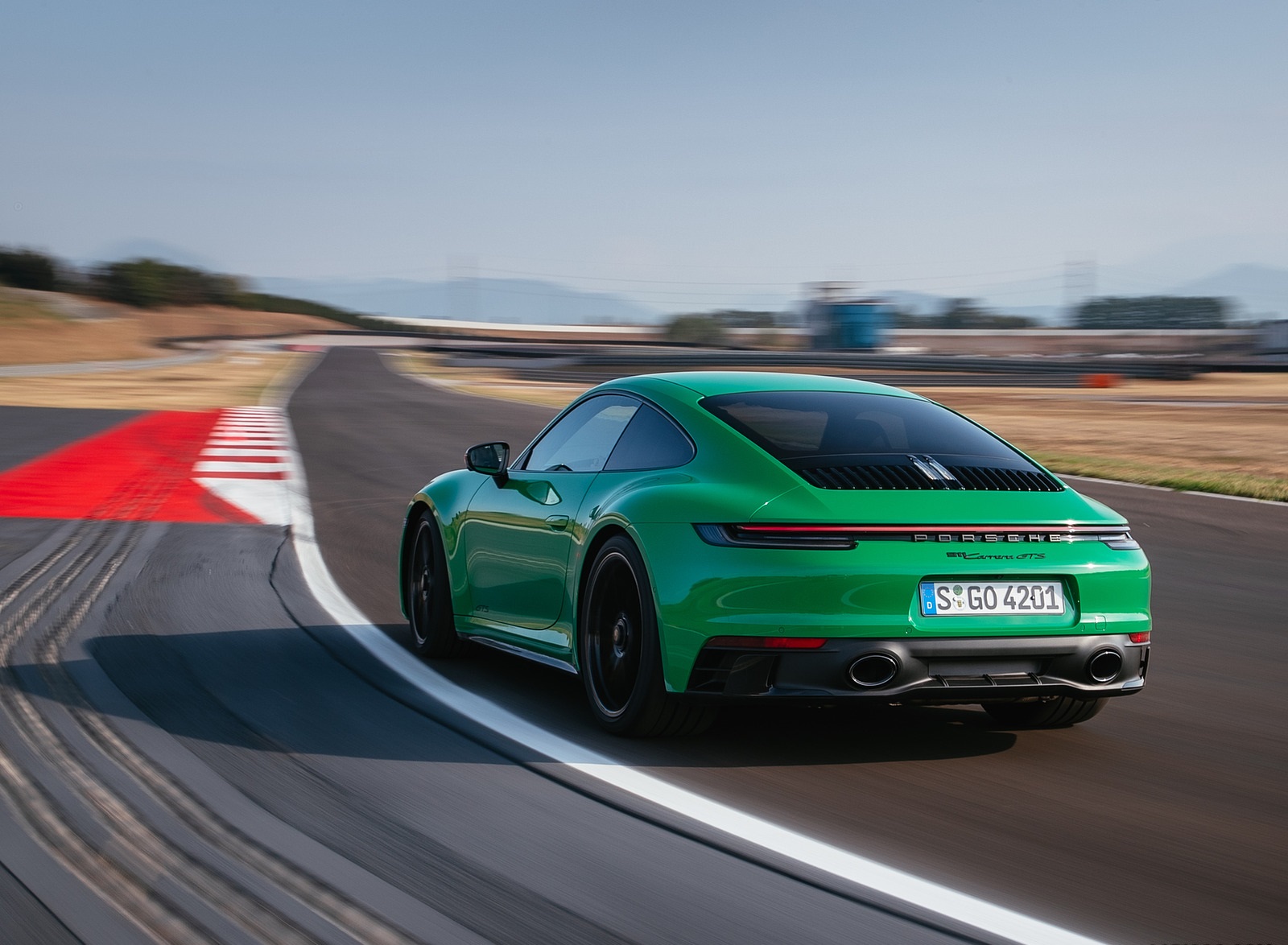 2022 Porsche 911 Carrera GTS (Color: Python Green) Rear Three-Quarter Wallpapers #59 of 155