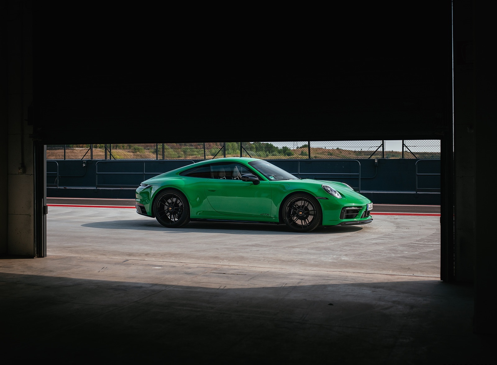 2022 Porsche 911 Carrera GTS (Color: Python Green) Side Wallpapers #87 of 155