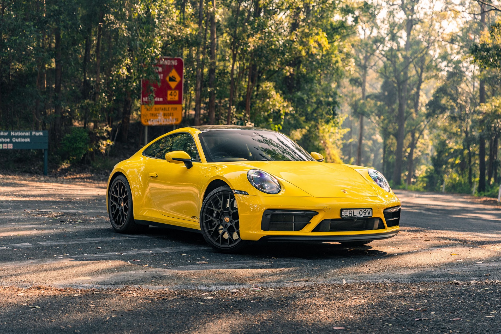 2022 Porsche 911 Carrera GTS Front Three-Quarter Wallpapers  #112 of 155