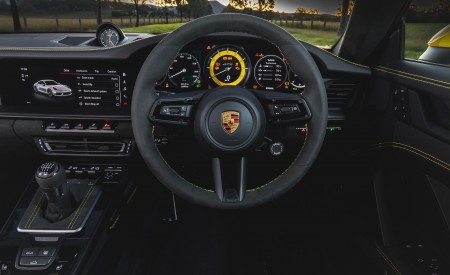 2022 Porsche 911 Carrera GTS Interior Steering Wheel Wallpapers  450x275 (141)