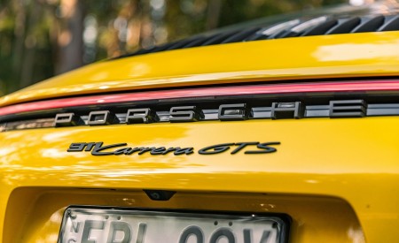 2022 Porsche 911 Carrera GTS Tail Light Wallpapers  450x275 (133)
