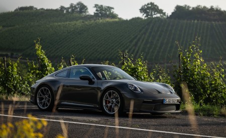 2022 Porsche 911 GT3 with Touring Package (MT; Color: Agate Grey Metallic) Front Three-Quarter Wallpapers 450x275 (75)