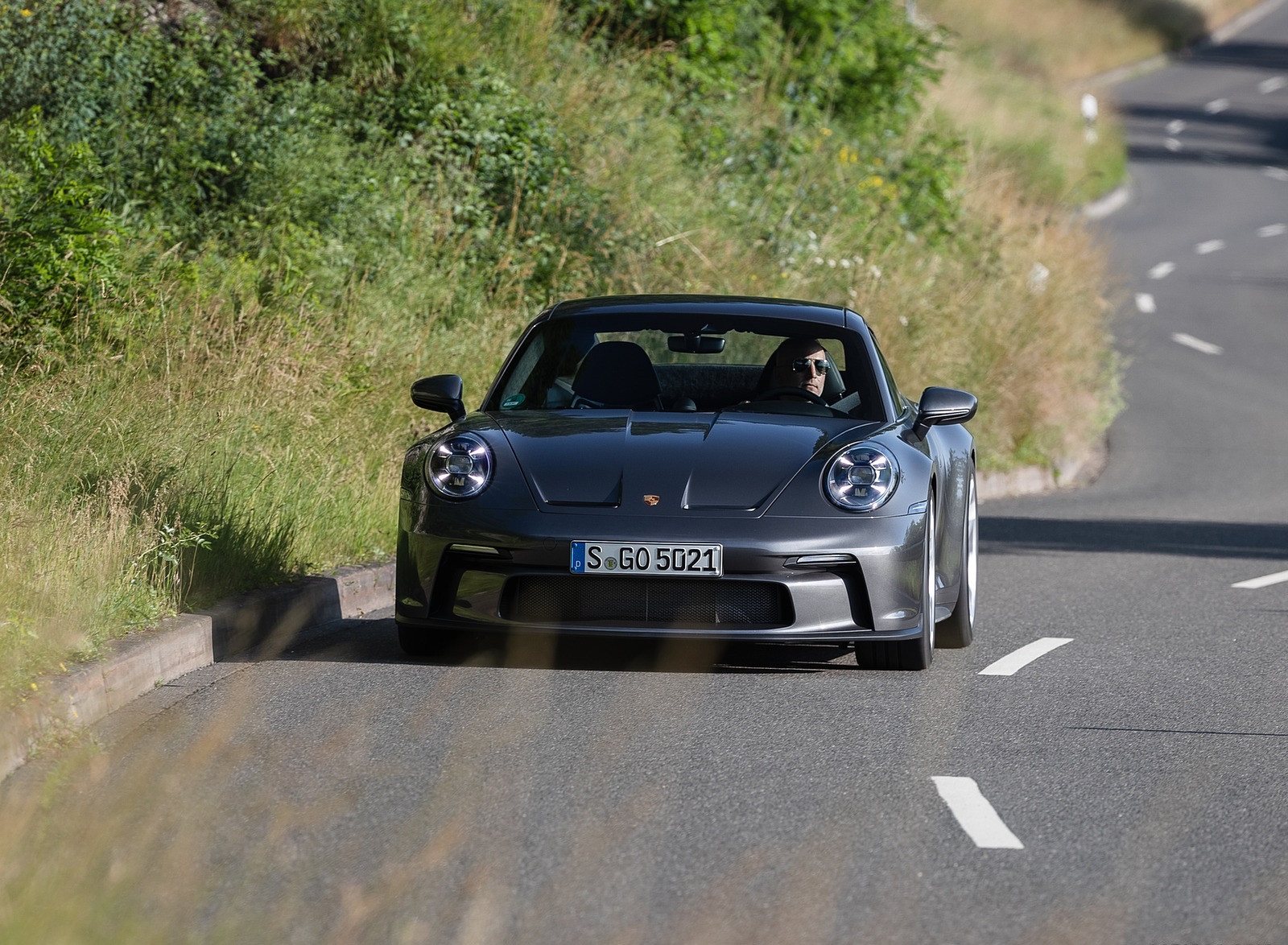 2022 Porsche 911 GT3 with Touring Package (MT; Color: Agate Grey Metallic) Front Wallpapers #45 of 117