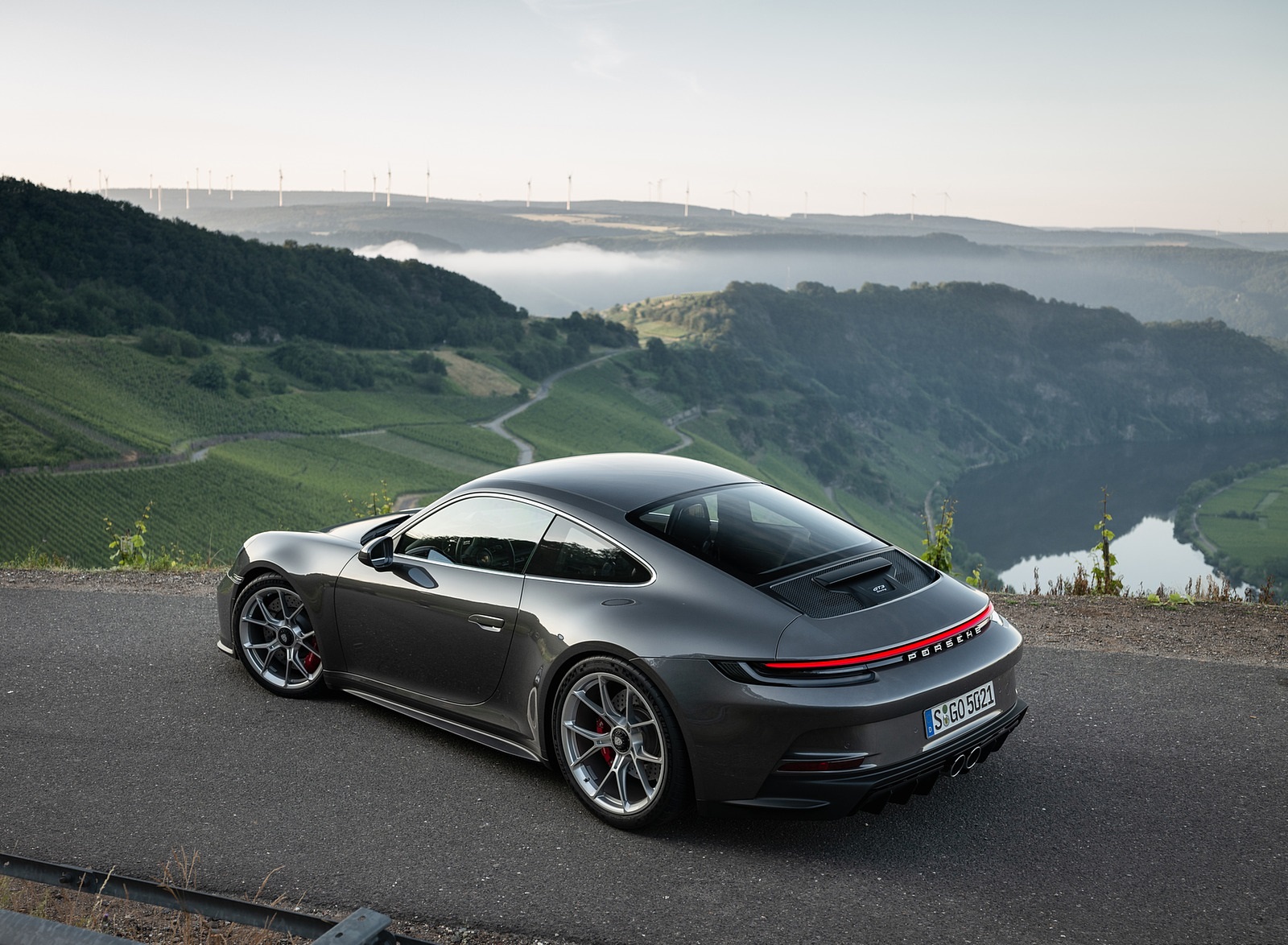 2022 Porsche 911 GT3 with Touring Package (MT; Color: Agate Grey Metallic) Rear Three-Quarter Wallpapers #74 of 117