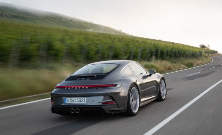 2022 Porsche 911 GT3 with Touring Package (MT; Color: Agate Grey Metallic) Rear Three-Quarter Wallpapers 450x275 (57)