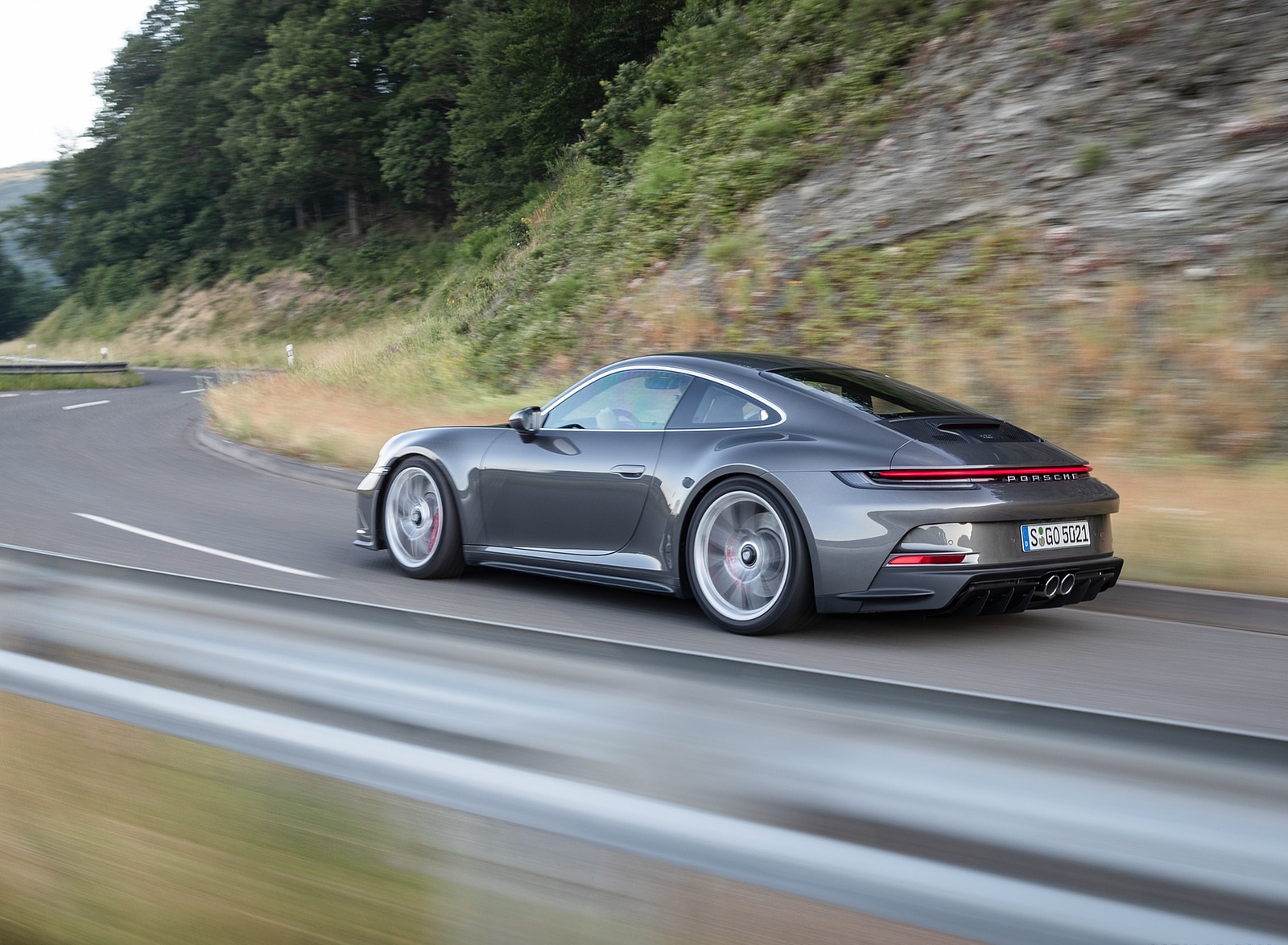 2022 Porsche 911 GT3 with Touring Package (MT; Color: Agate Grey Metallic) Rear Three-Quarter Wallpapers #56 of 117
