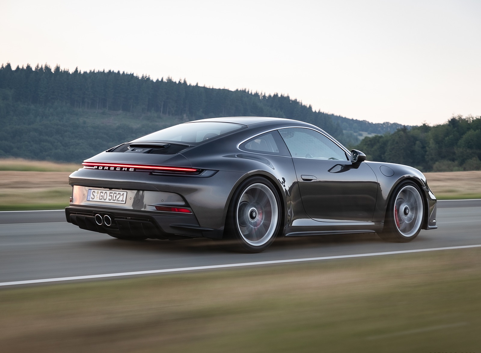 2022 Porsche 911 GT3 with Touring Package (MT; Color: Agate Grey Metallic) Rear Three-Quarter Wallpapers #60 of 117
